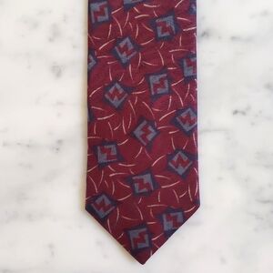 NWT. Vintage Zylos 100% Italian Silk Tie with Multicolor Design Pattern.